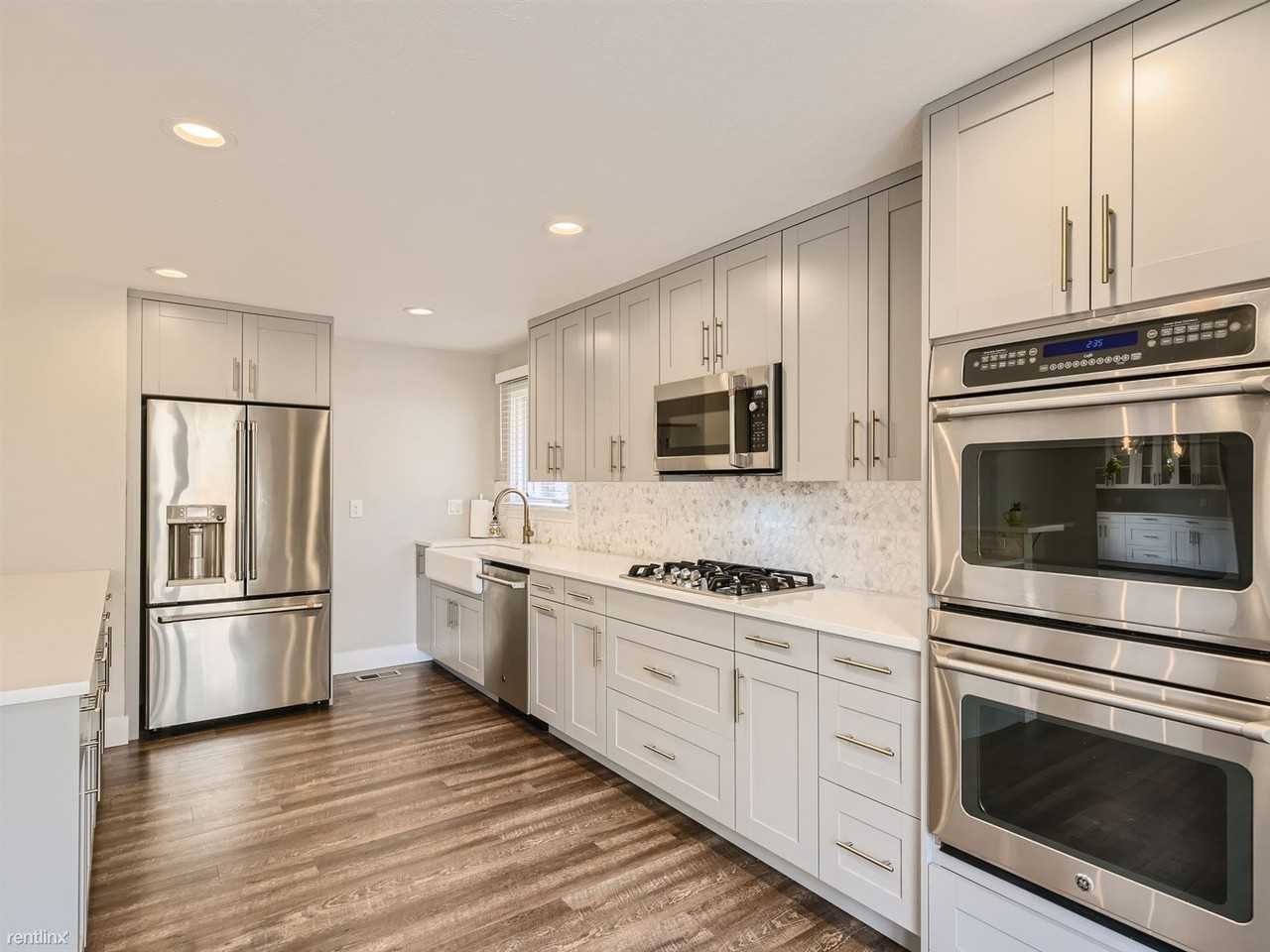 43 Eagle Dr - Photo 2 of 33