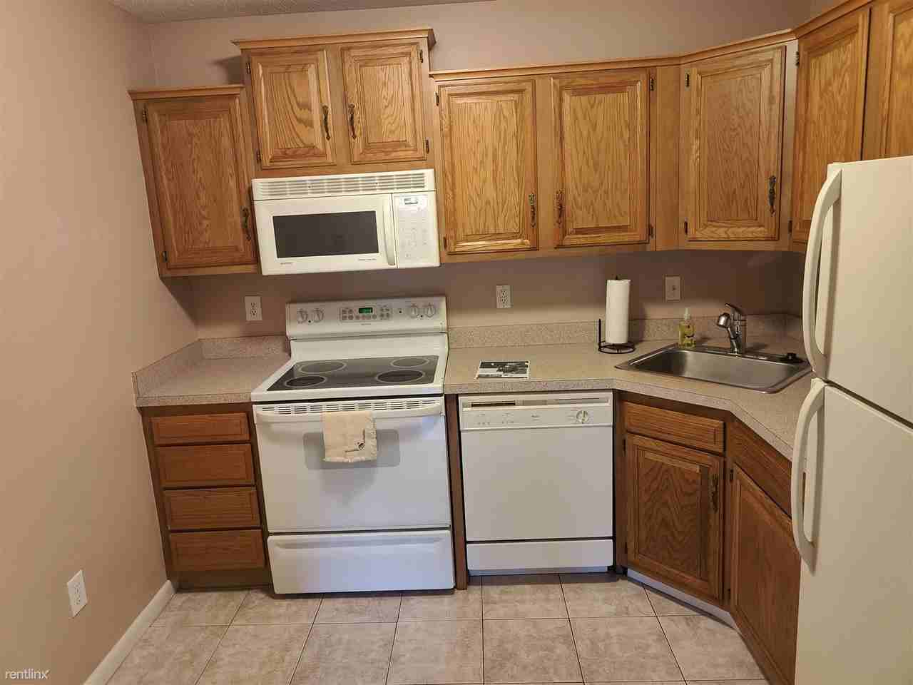 401 Twin Circle Dr - Photo 3 of 8