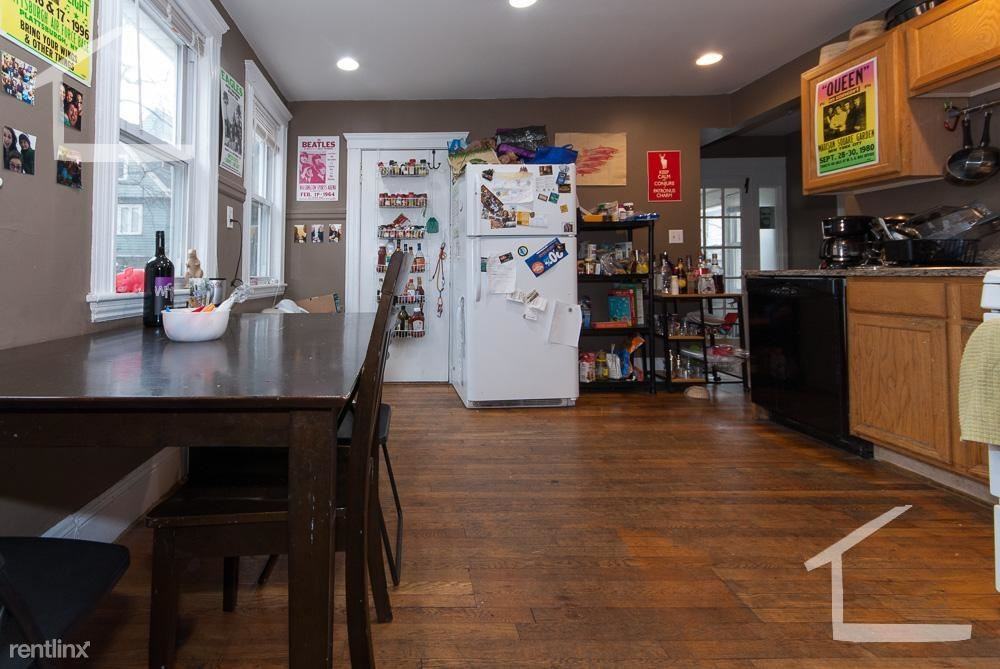 5 Wadsworth St - Photo 2 of 11