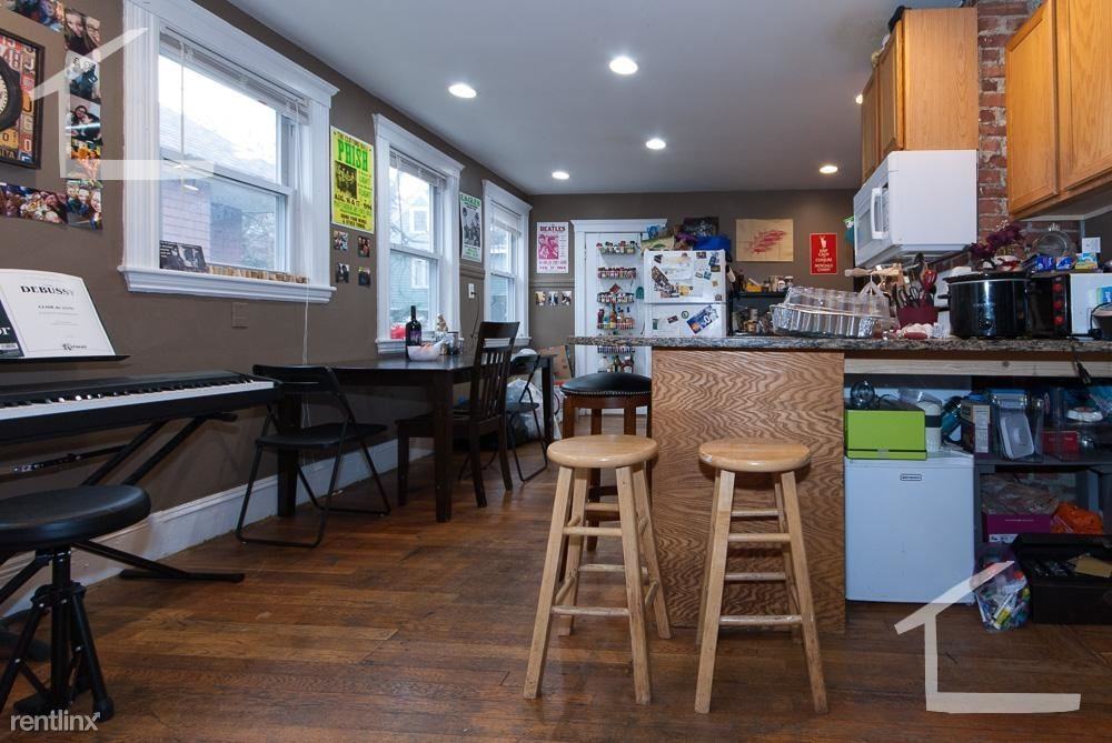 5 Wadsworth St - Photo 3 of 11