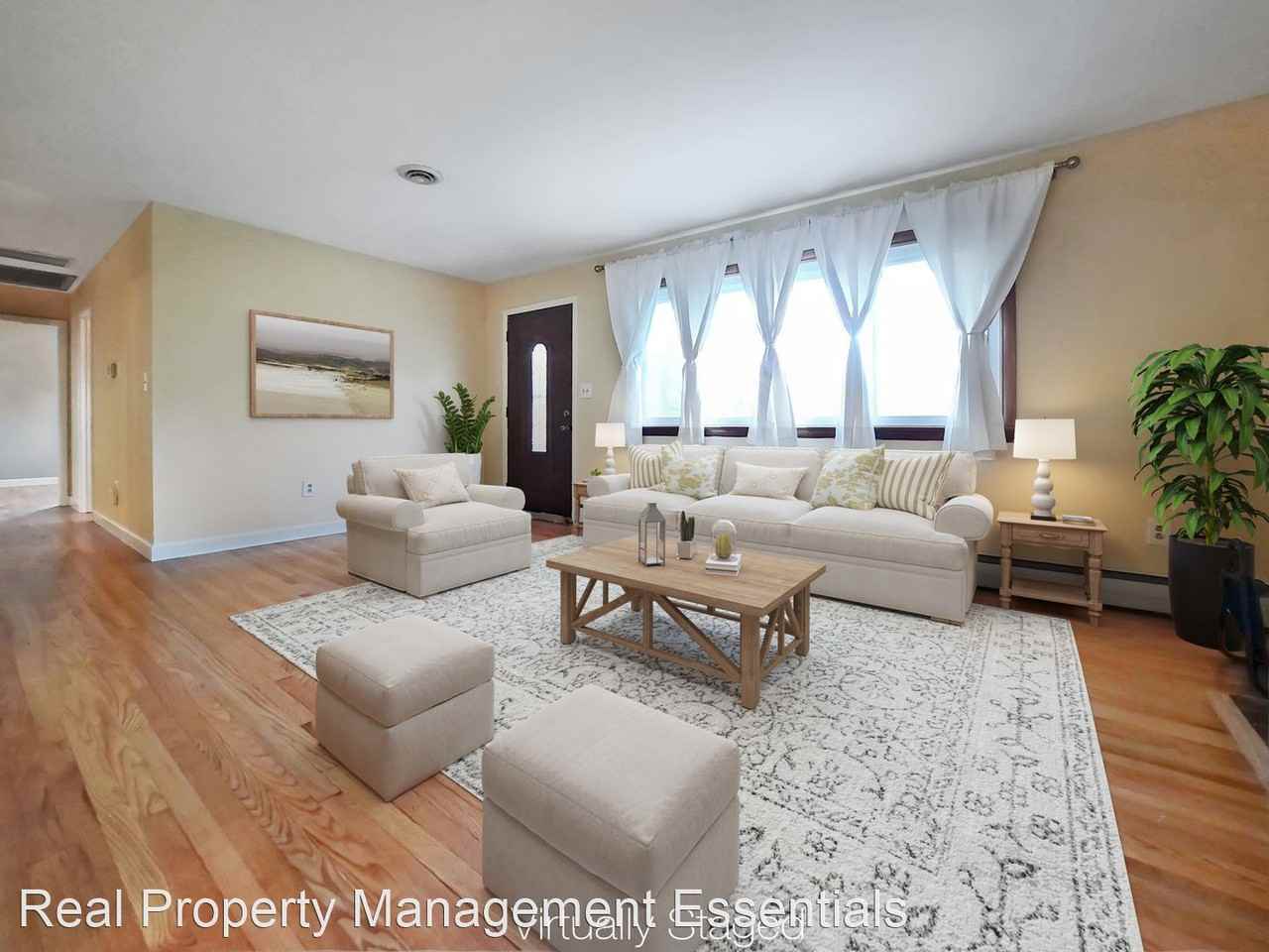 2411 Haight Ave - Photo 3 of 20