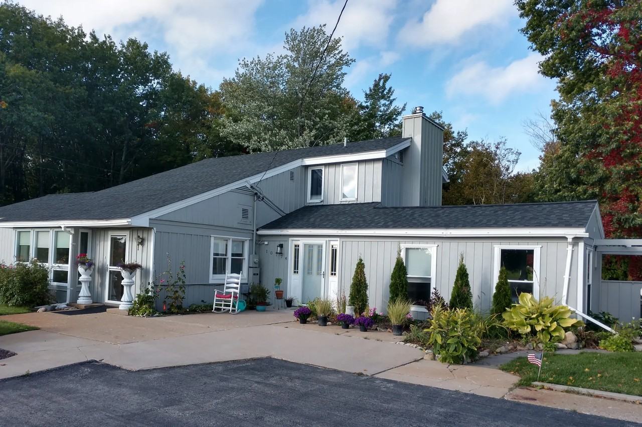 10774 Us Highway 31 N - Photo 2 of 30