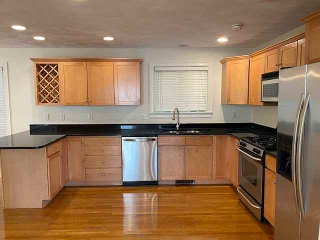 12 Knowles Farm Rd - Photo 3 of 33