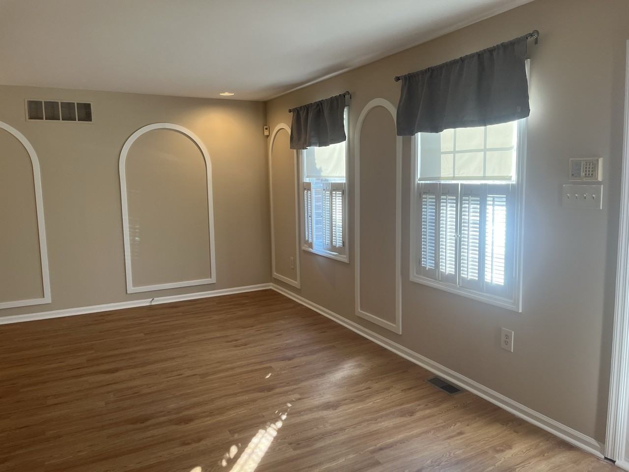 233 Militia Ct #NA - Photo 2 of 24