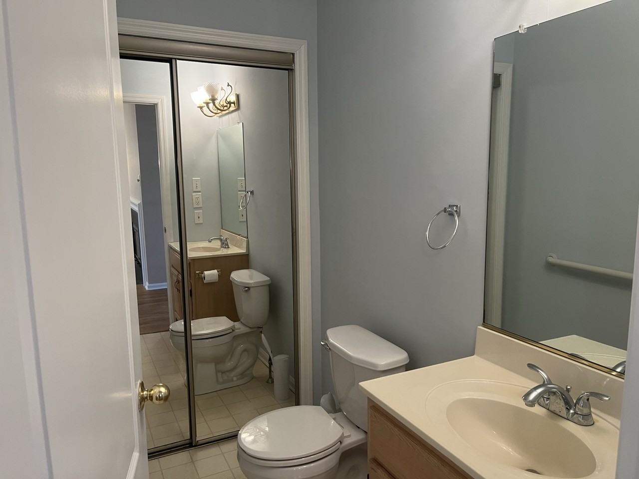 233 Militia Ct #NA - Photo 3 of 24