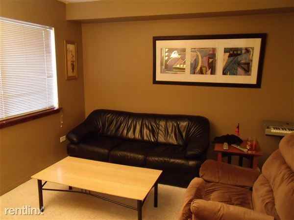 Willow Courts - Photo 2 of 11