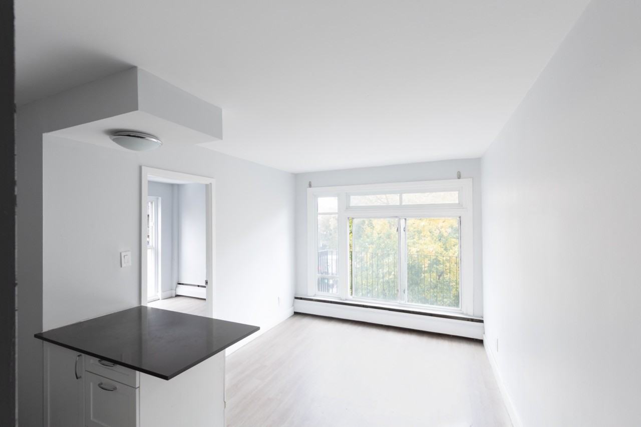 milton 105 Rue Milton 309, Montréal, QC H2X 1V4 Apartment for Rent