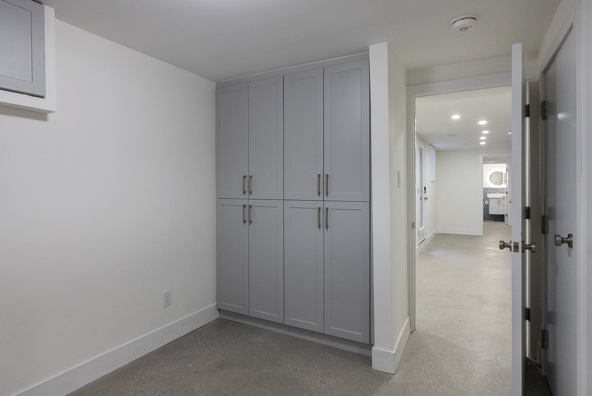 180 Maria Street - Photo 7 of 24