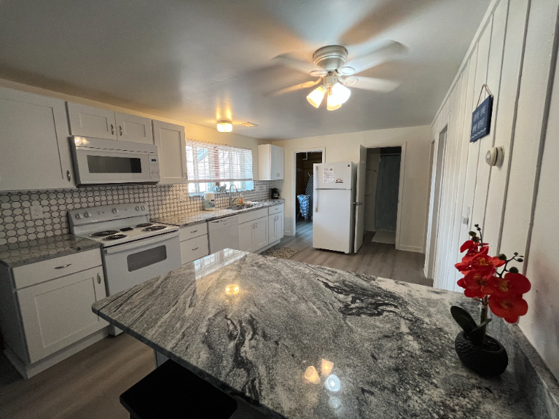 11556 Breyman Hwy #3 - Photo 2 of 6