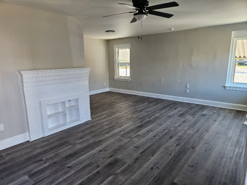 2202 High St - Photo 2 of 16