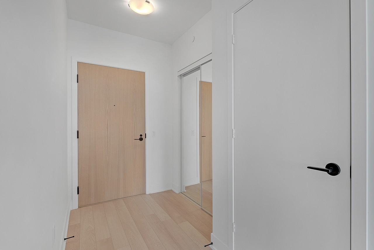 50 George Butchart Drive #620 - Photo 2 of 9