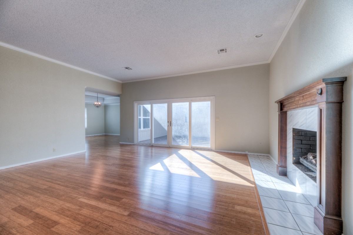 7114 E 90th Pl #1 - Photo 4 of 34