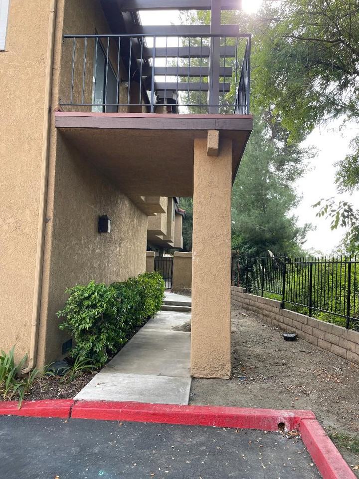 1447 Kauai St #NA - Photo 2 of 30