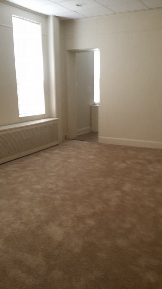 509 N Lincoln St - Photo 2 of 22