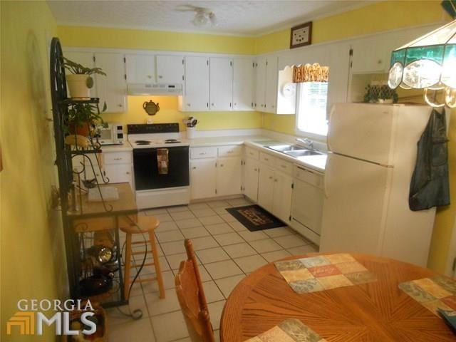 26 Oakland Cir - Photo 3 of 11