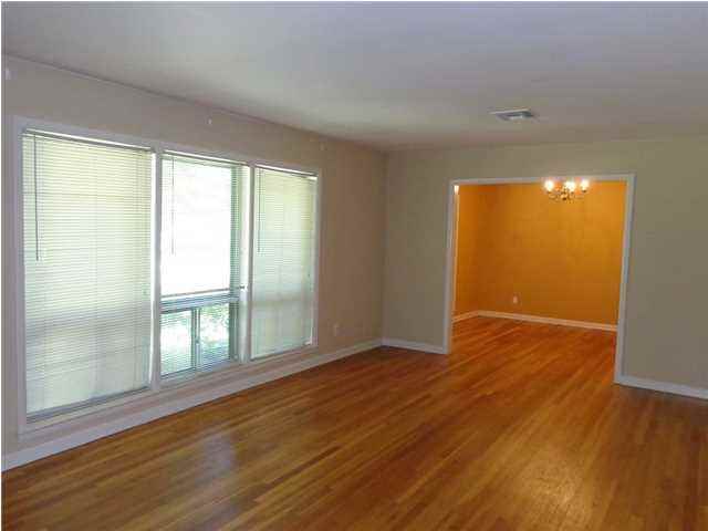 1808 Vaughn Ln - Photo 2 of 19