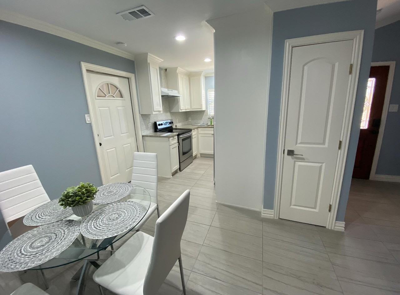 522 North Martin Luther King Junior Boulevard - Photo 6 of 17