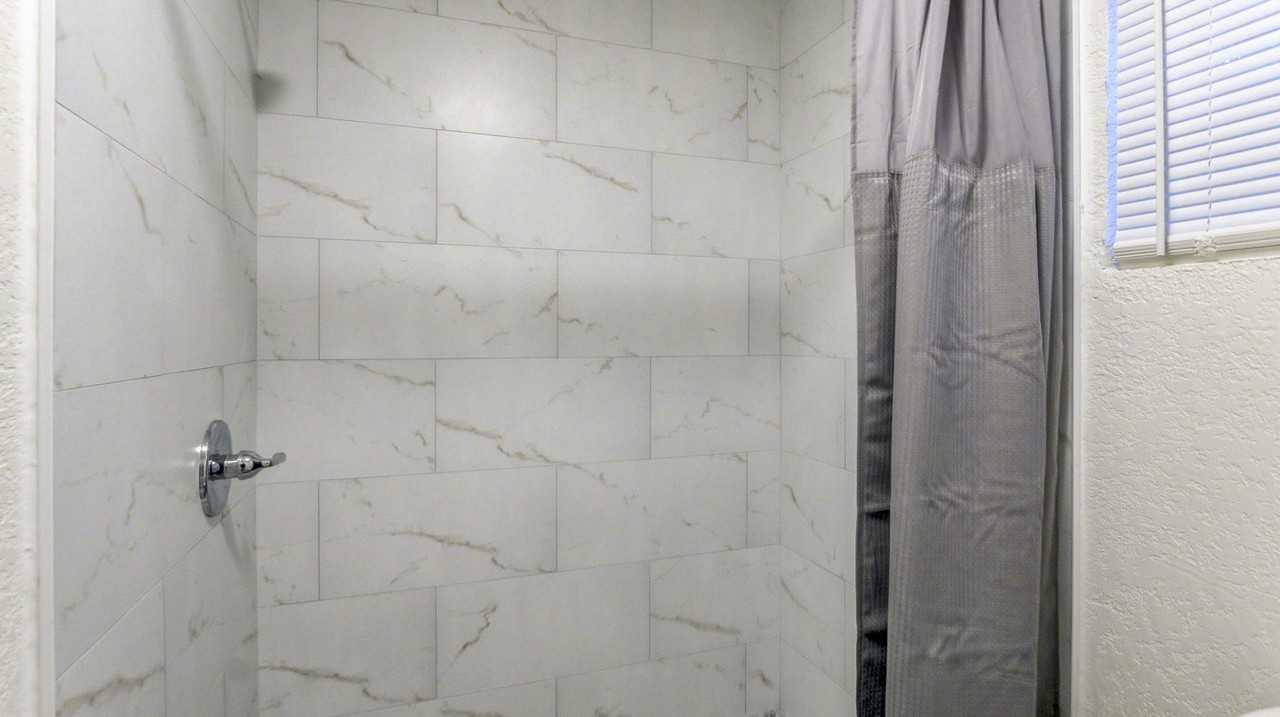 W Pine St - Photo 2 of 10