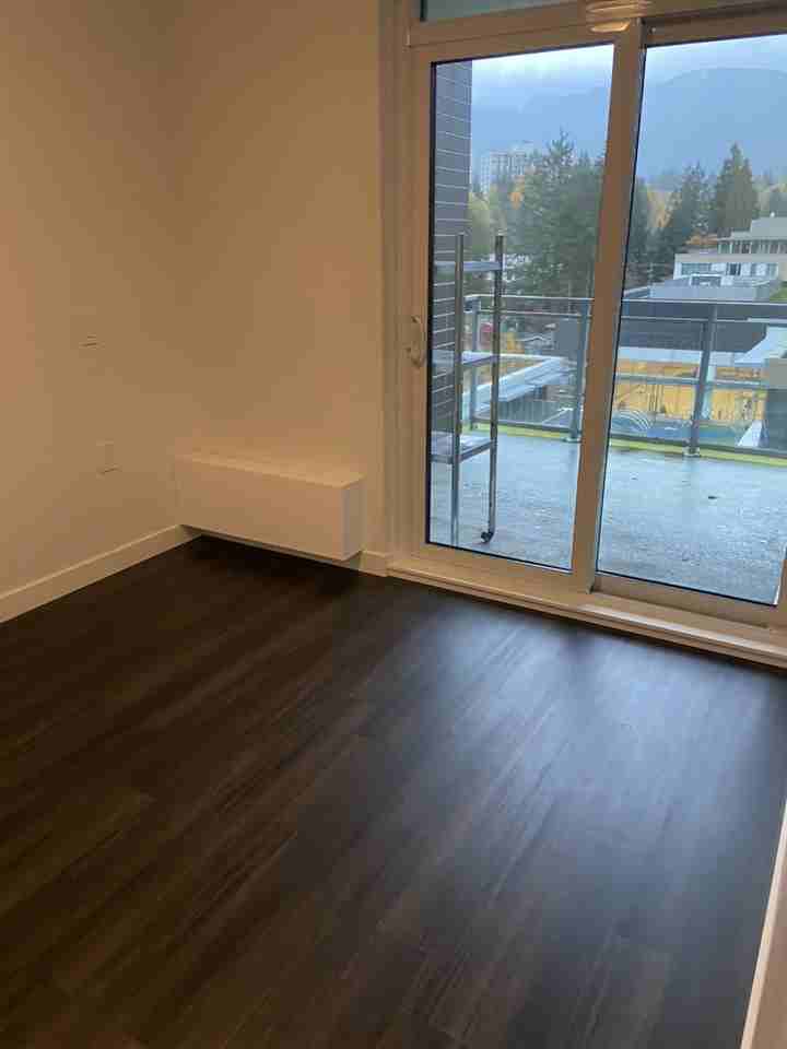 1731 Capilano Rd - Photo 2 of 9