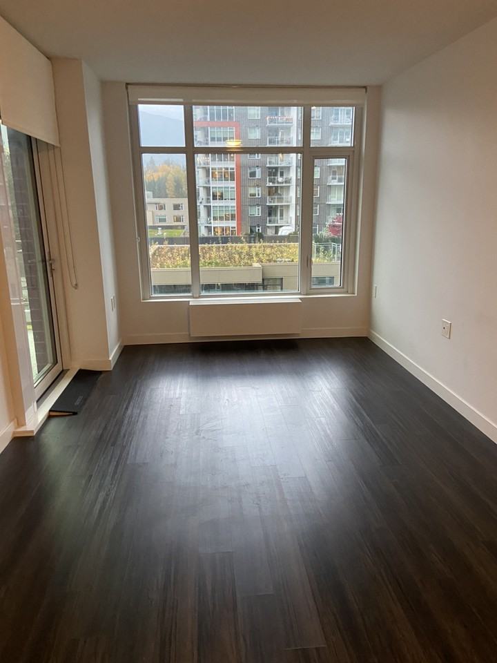 1731 Capilano Rd - Photo 3 of 9