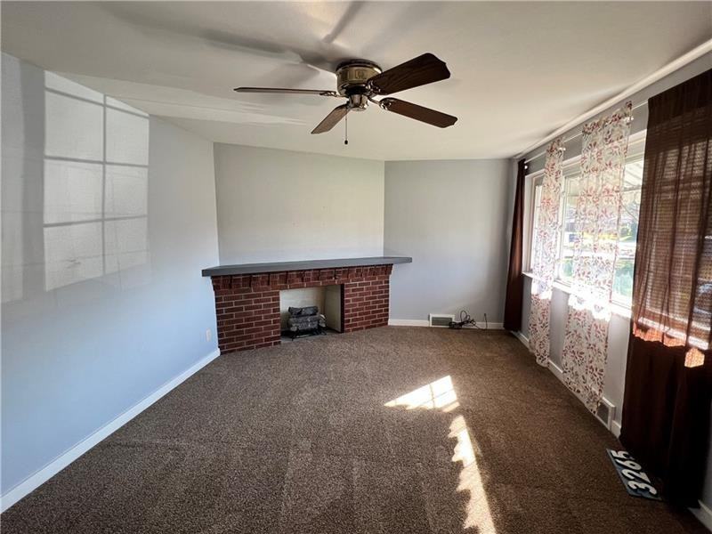 3265 Leechburg Rd - Photo 2 of 17