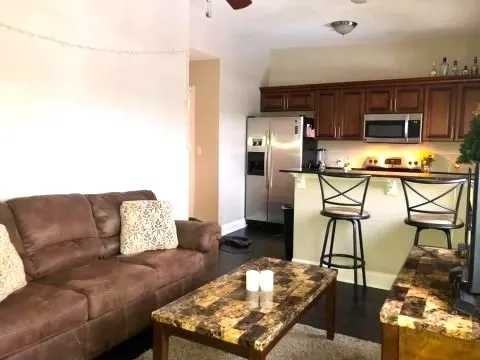 E Main St - Photo 5 of 7