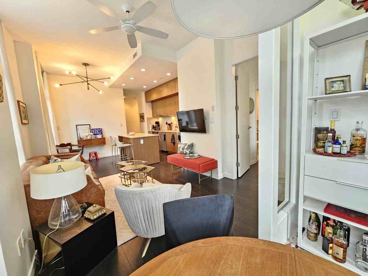 1205 Howe Street #305 - Photo 7 of 23