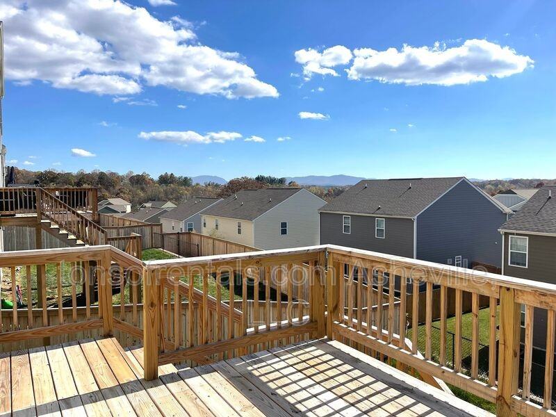 354 Tavernier Ln - Photo 7 of 33