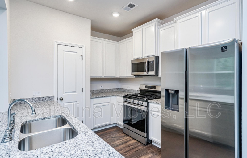 179 Clingstone Trl - Photo 5 of 14