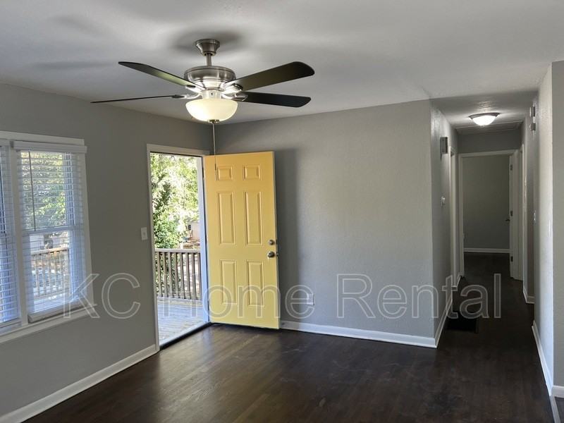 551 Reed St - Photo 2 of 44