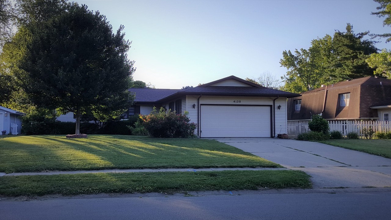 4120 Hazelcrest Road - Photo 2 of 22