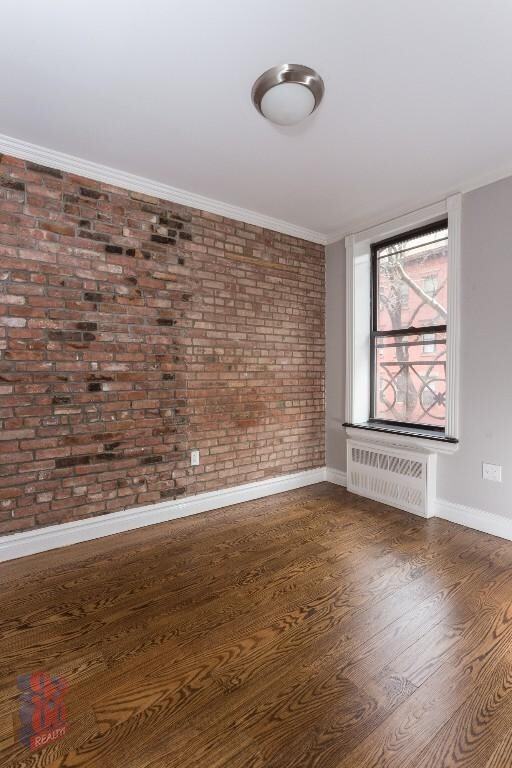 E 9th St 3, New York, NY 10009 2 Bedroom Apartment for 4,595/month