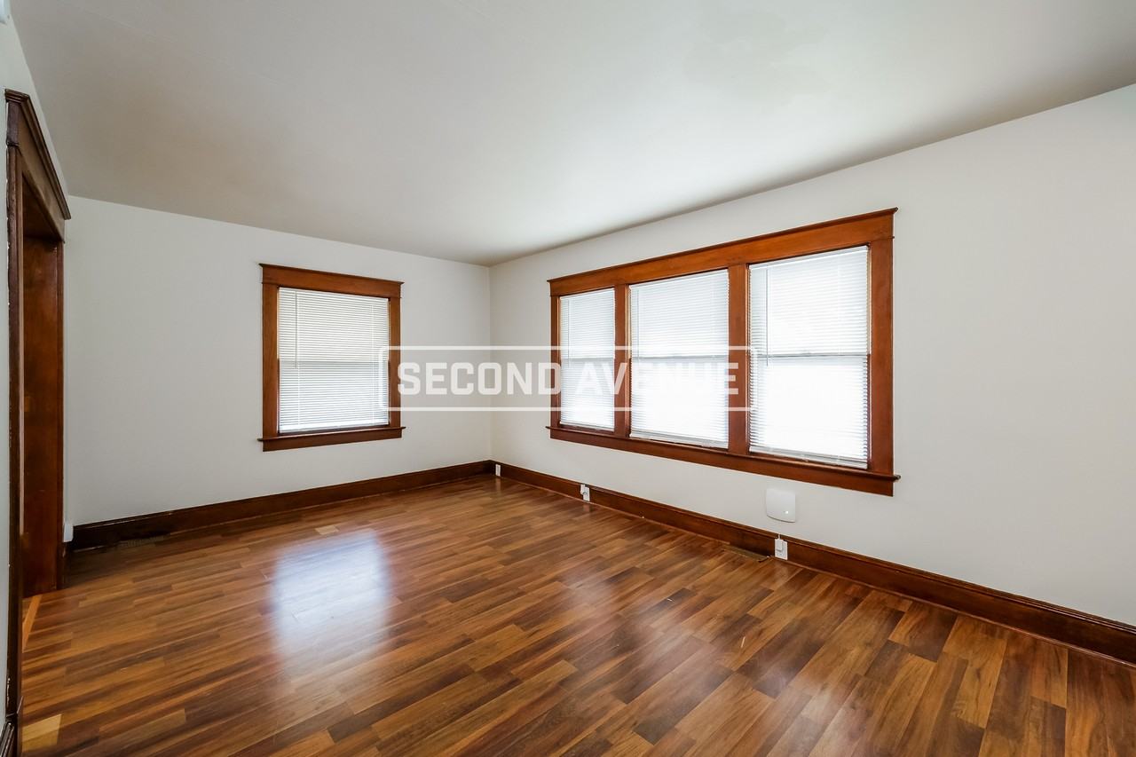 6422 E 15th Ter - Photo 3 of 12