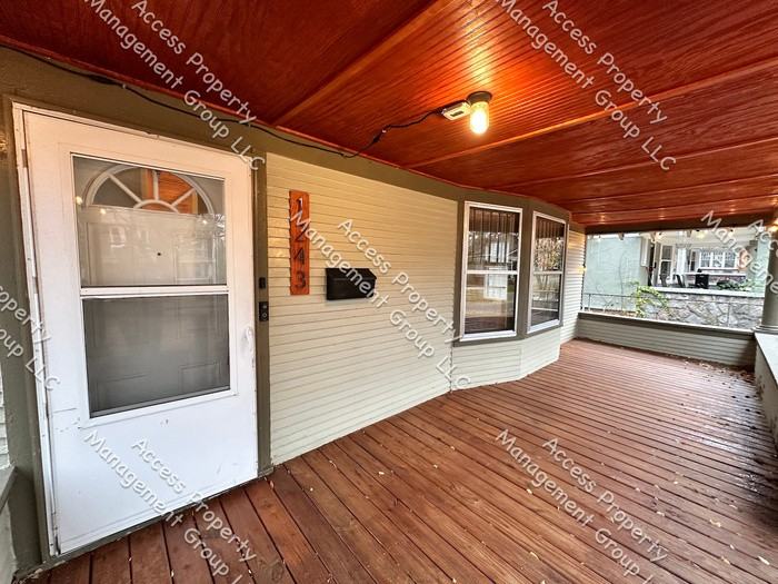 1243 Bemis St Se - Photo 2 of 38