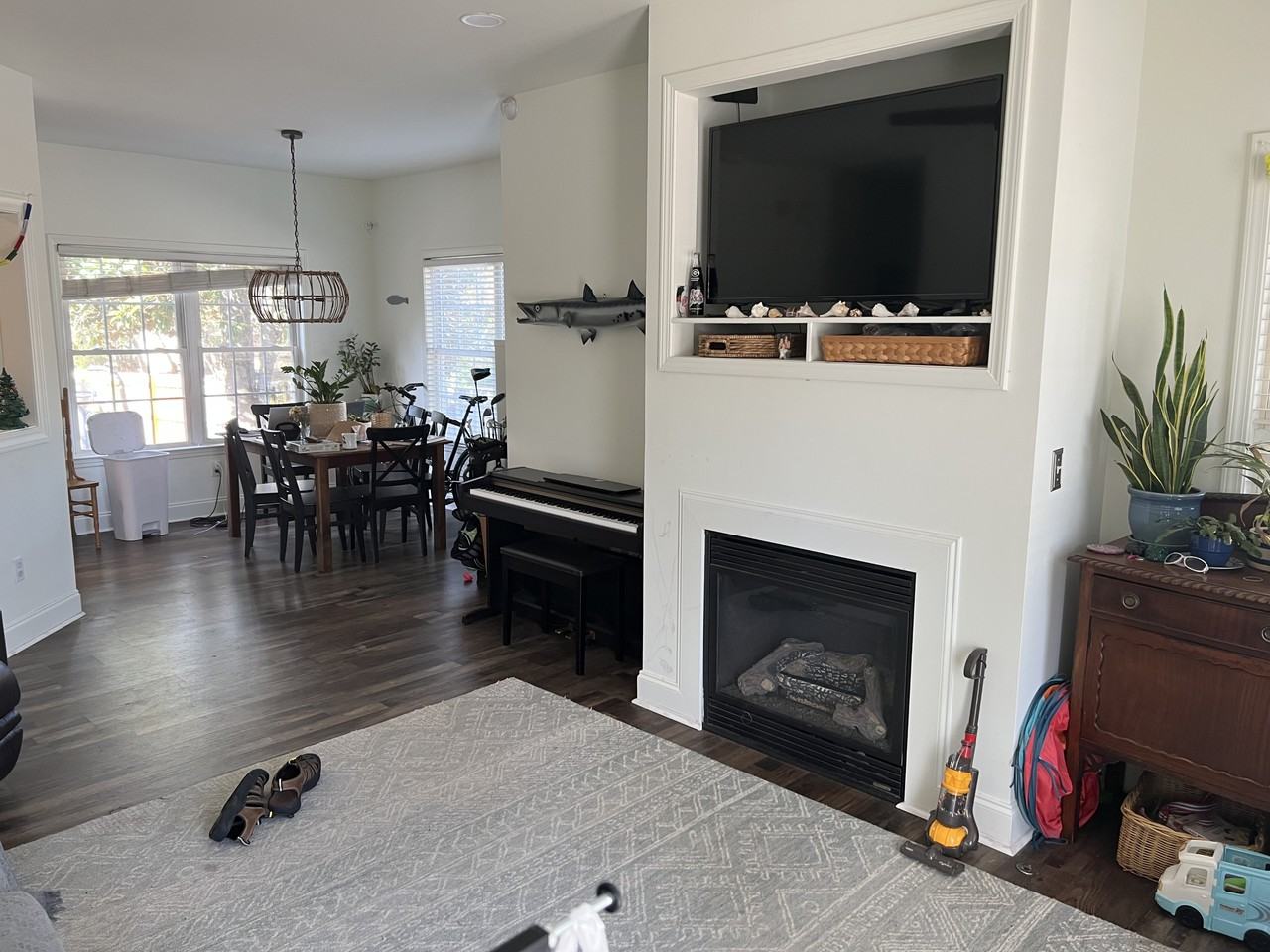 1229 Manning Ave #NA - Photo 3 of 19