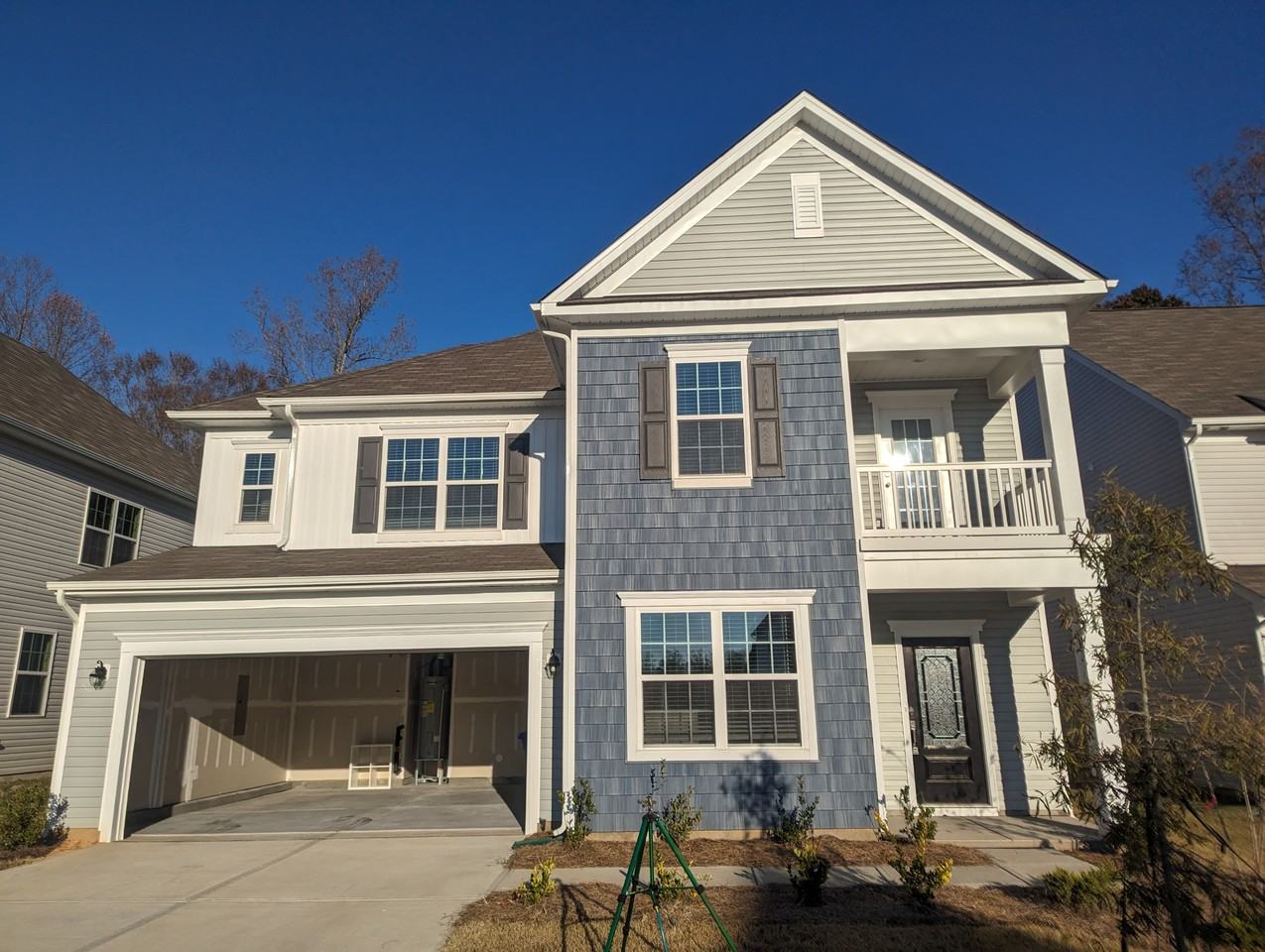 436 Kennerly Center Dr - Photo 2 of 26