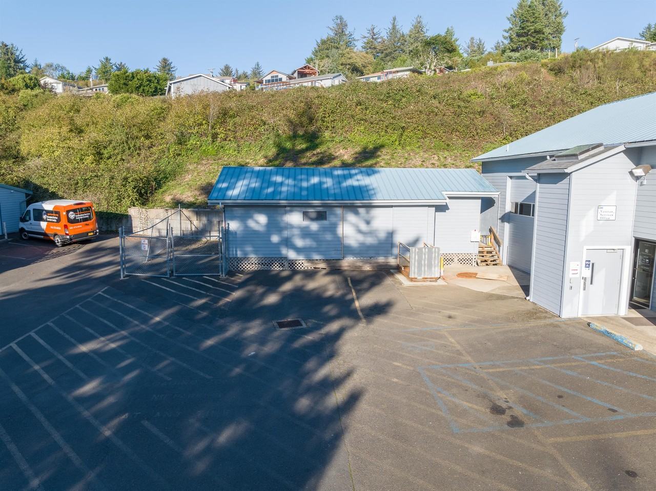 1231 Se Bay Blvd #1 - Photo 3 of 49