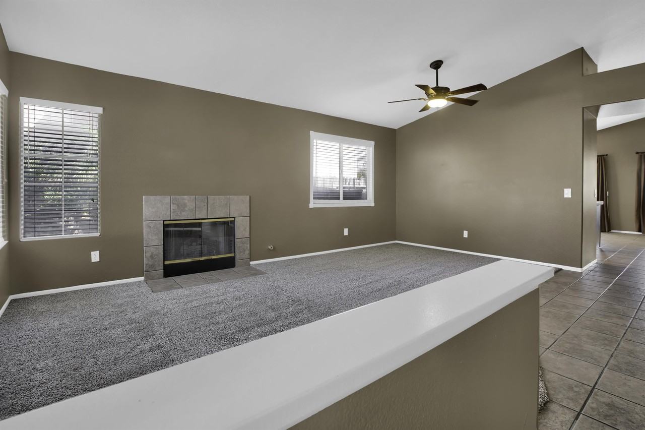 810 Colorado Dr #810 - Photo 2 of 19