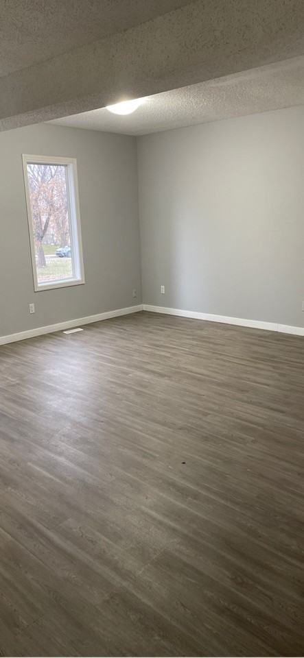 521 Avenue S S #1 - Photo 2 of 13