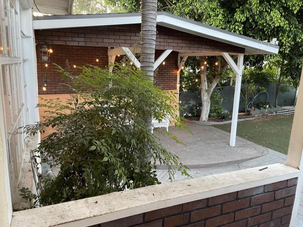 4037 1/2 National Ave - Photo 4 of 38