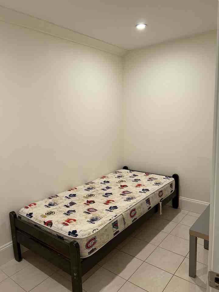 3089 West 10th Avenue - Photo 3 of 7