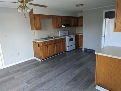 140 3rd St - Photo 2 of 4