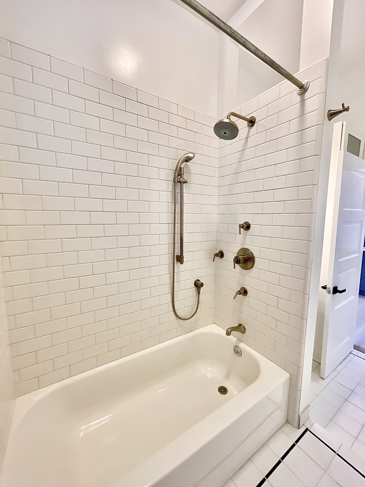 2617 Laguna St #3 - Photo 3 of 6
