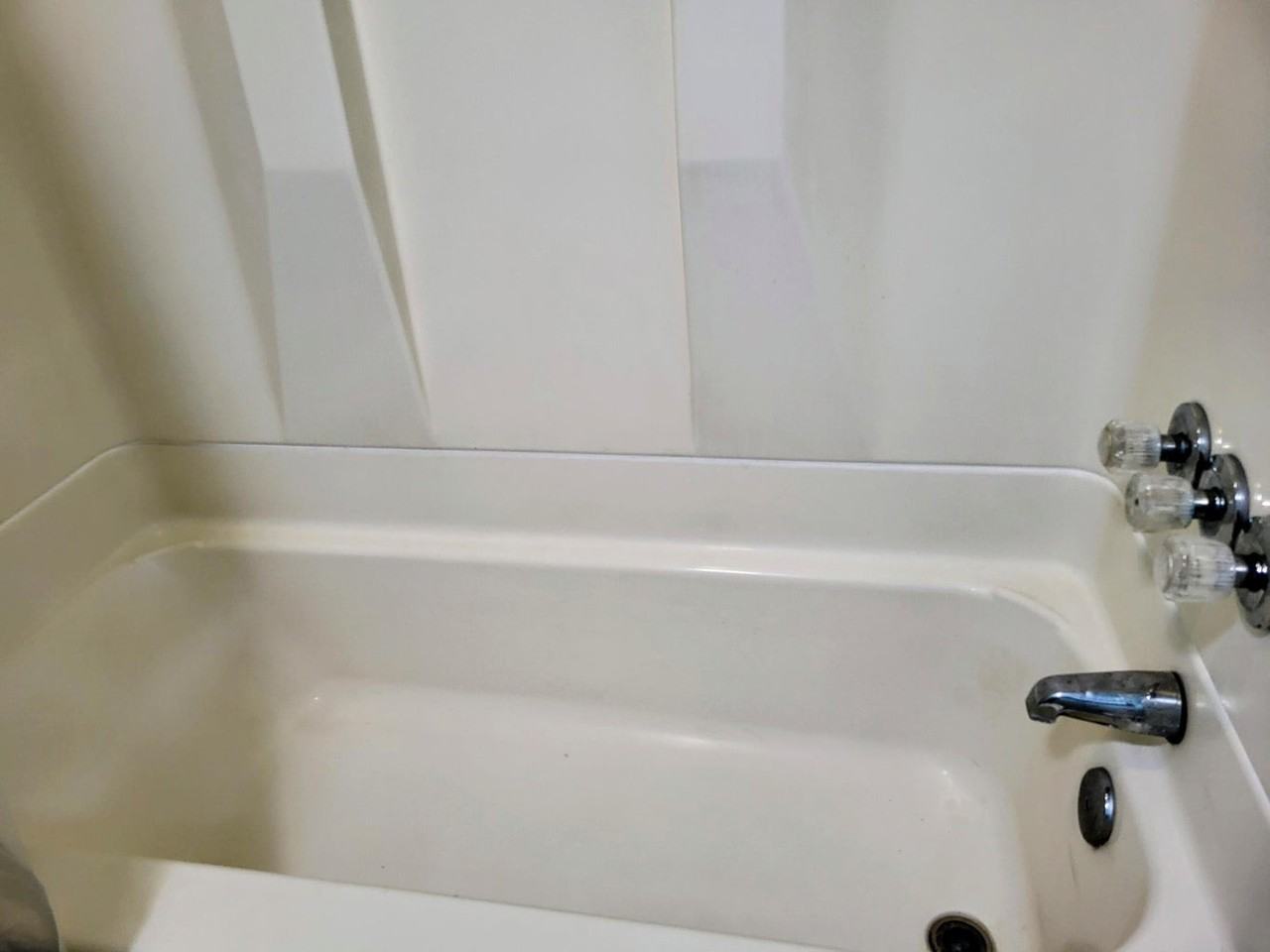 1841 Oxford Ave Sw #1 - Photo 2 of 16