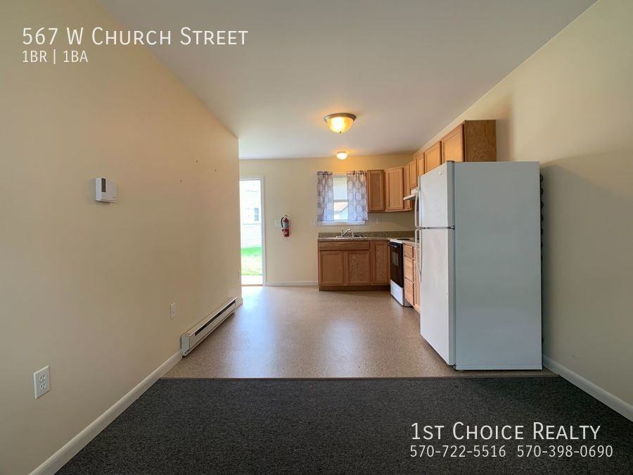567 W Church St - Photo 2 of 11