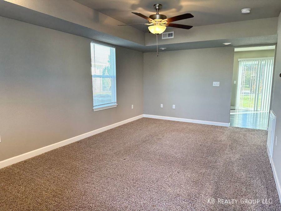 120 Se Little Garden Ln - Photo 3 of 15