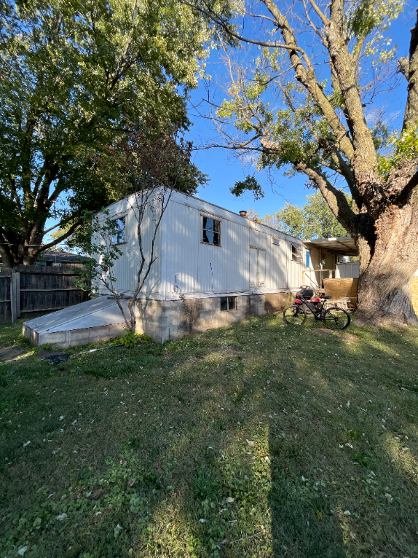 625 Main St #1 - Photo 3 of 3