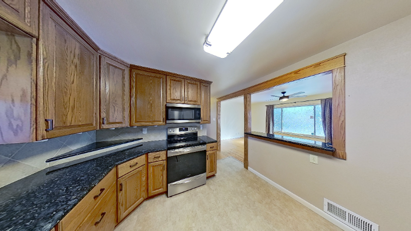 1405 S Fenton St - Photo 3 of 42