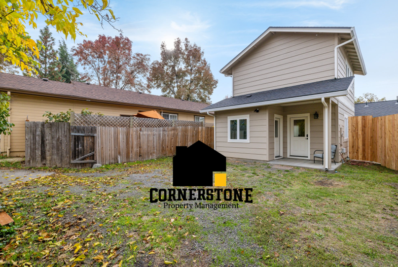 878 Clay St #1 - Photo 2 of 21