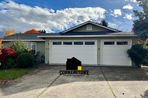 featured image of 1842 Garden Dr #1